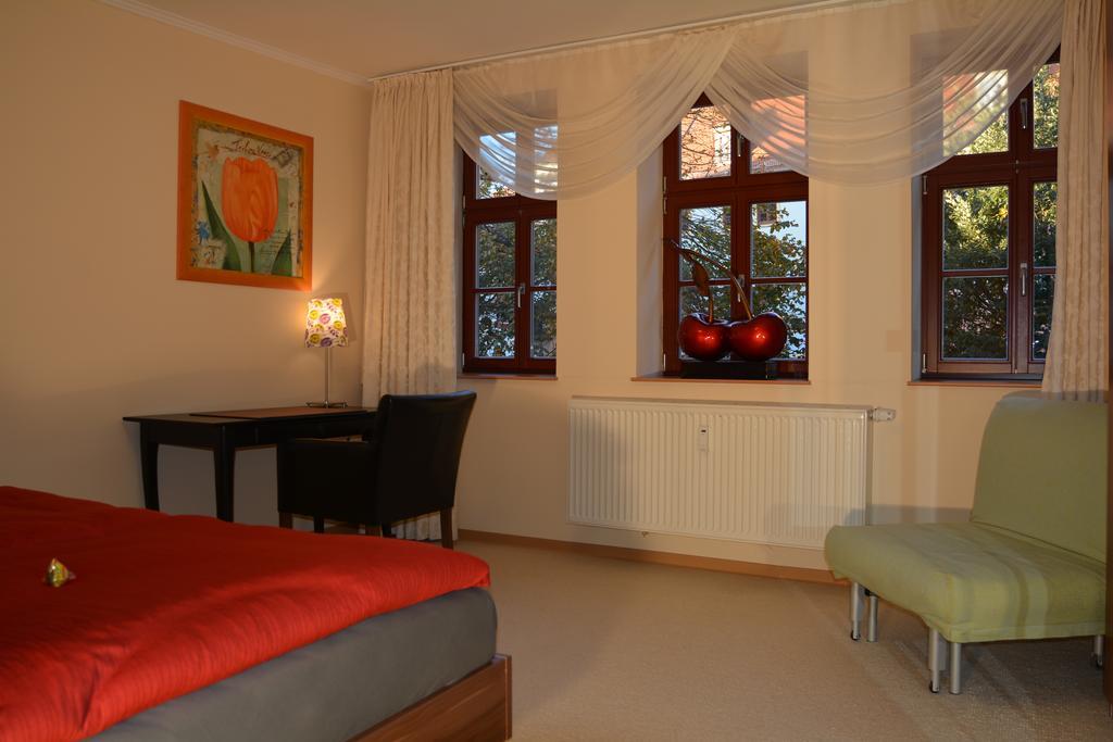 Ferienwohnung Domschatz Naumburg  Kamer foto